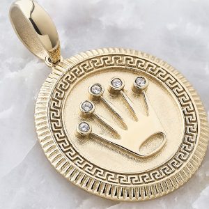 dije Corona en oro laminnado